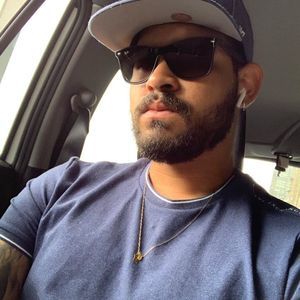 Meet your Posher, Diego